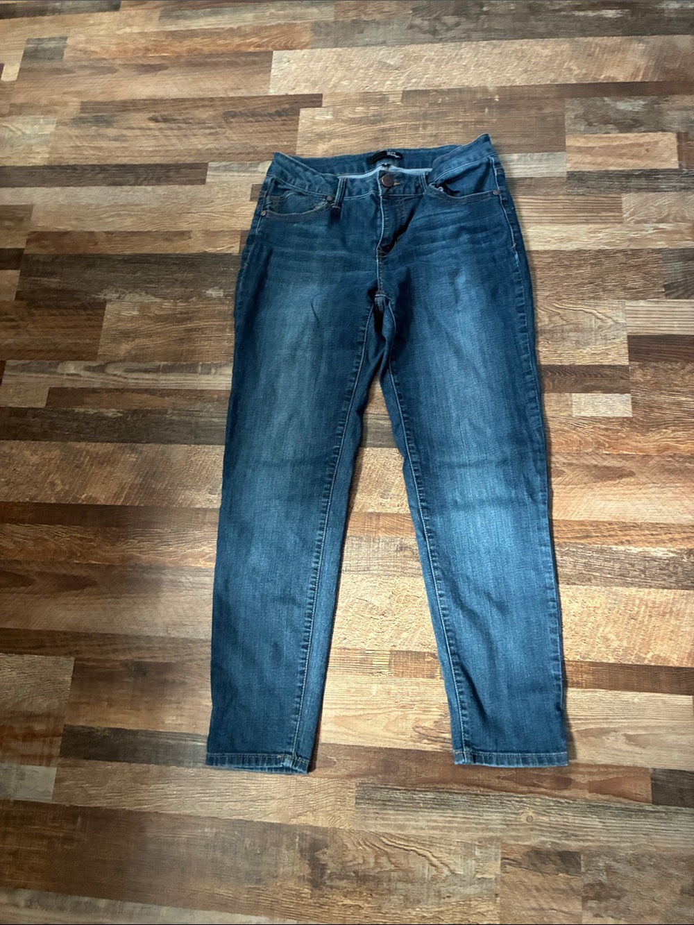 1822 Denim Women's Dark Blue Skinny Jeans